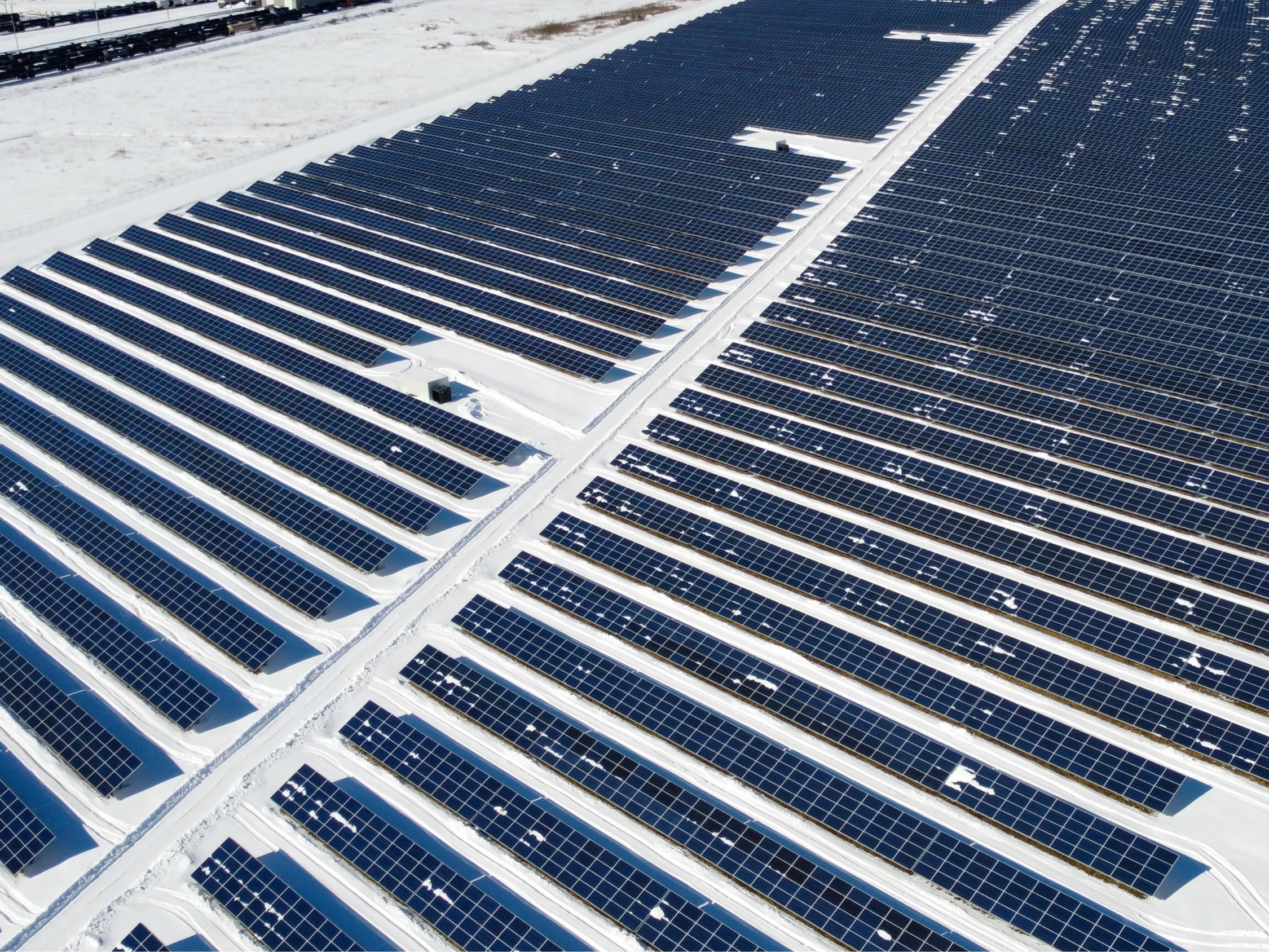 Maximizing solar power production during snow seasons